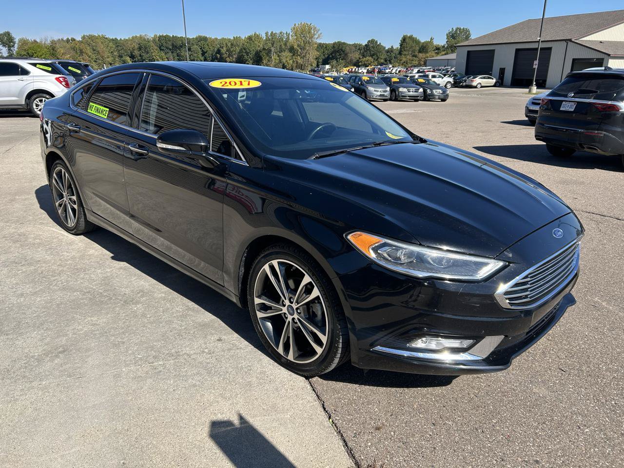 Used 2017 Ford Fusion Titanium AWD/4WD image 3