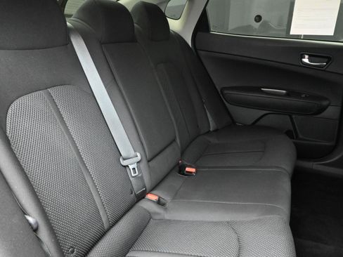 Used 2020 Kia Optima LX image 25