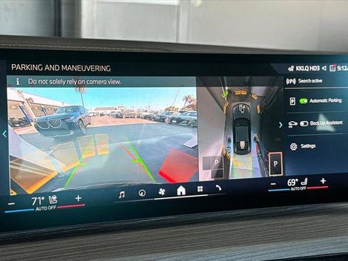 Used 2025 BMW 430i Coupe w/ M Sport Package image 18