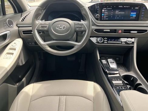 Used 2023 Hyundai Sonata Limited w/ Cargo Package FWD image 13