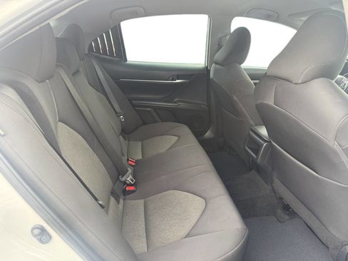 Used 2024 Toyota Camry LE image 9