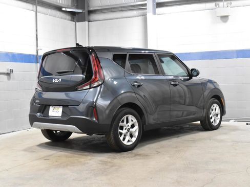 Used 2023 Kia Soul LX w/ LX Technology Package image 27