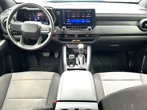 Used 2023 Chevrolet Colorado Trail Boss w/ Technology Package AWD/4WD image 20