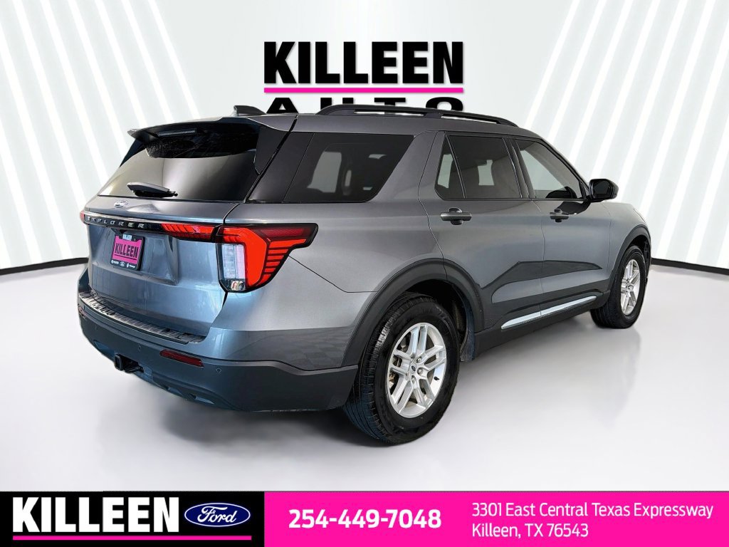 Used 2025 Ford Explorer Active RWD image 9