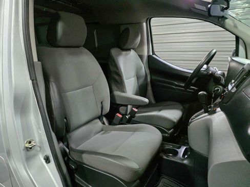 Used 2020 Nissan NV200 SV w/ Back Door Glass Package FWD image 16