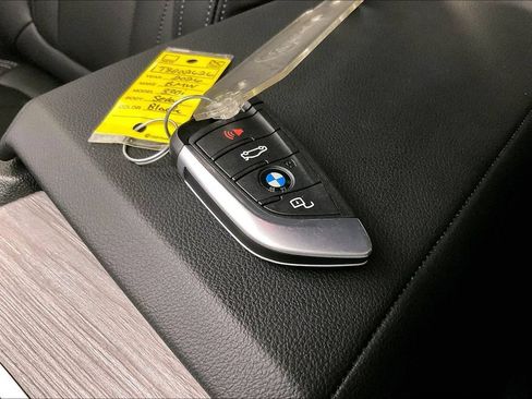 Used 2026 BMW 330i xDrive Sedan AWD/4WD image 13