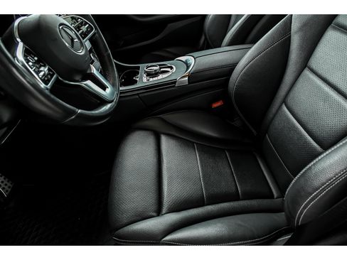Used 2020 Mercedes-Benz C 300 4MATIC Sedan image 11