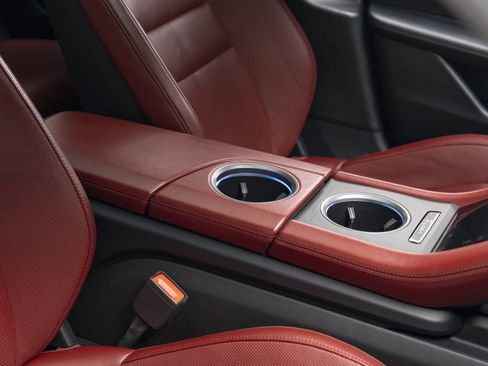 Used 2020 Porsche Taycan Turbo w/ Performance Package image 39