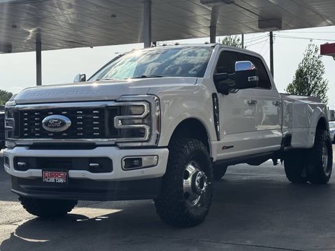 Used 2024 Ford F350 Limited w/ FX4 Off-Road Package AWD/4WD image 6