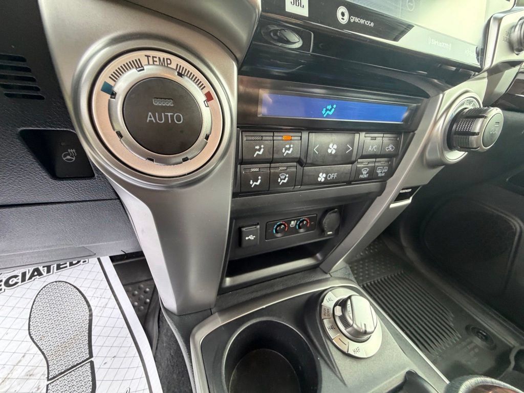 Used 2023 Toyota 4Runner Limited AWD/4WD image 29