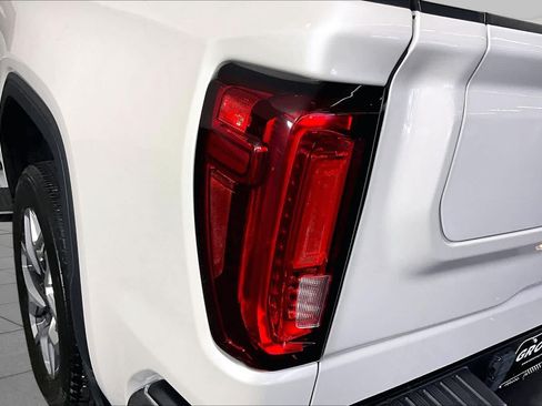 Used 2024 GMC Sierra 1500 SLT RWD image 26