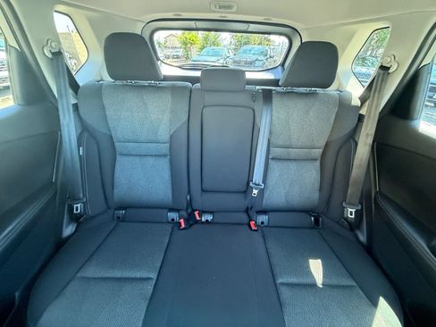 Used 2025 Nissan Rogue SV FWD image 39