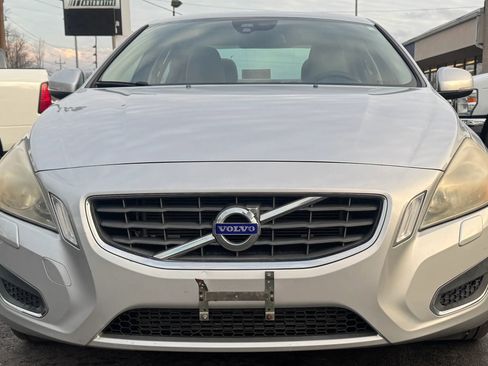 Used 2012 Volvo S60 T5 FWD image 3