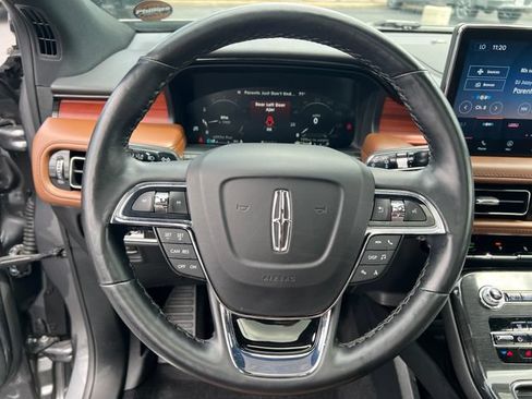 Used 2023 Lincoln Nautilus Reserve AWD/4WD image 14