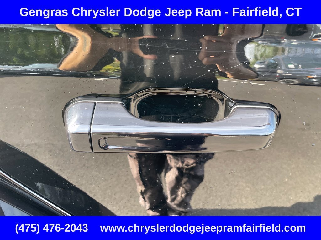 Used 2024 Jeep Wrangler High Altitude AWD/4WD image 24
