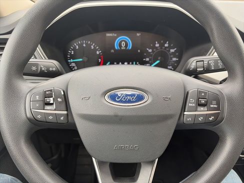 Used 2020 Ford Escape SE image 14