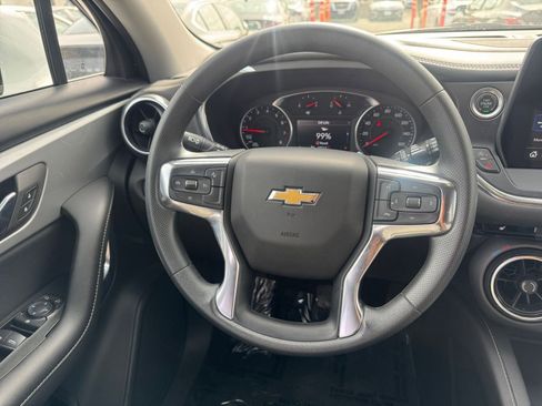 Used 2025 Chevrolet Blazer LT image 28