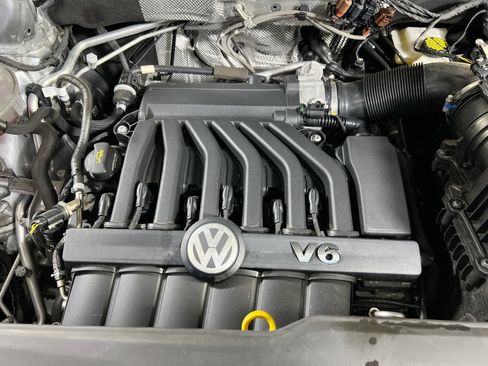 Used 2023 Volkswagen Atlas Cross Sport SE image 28