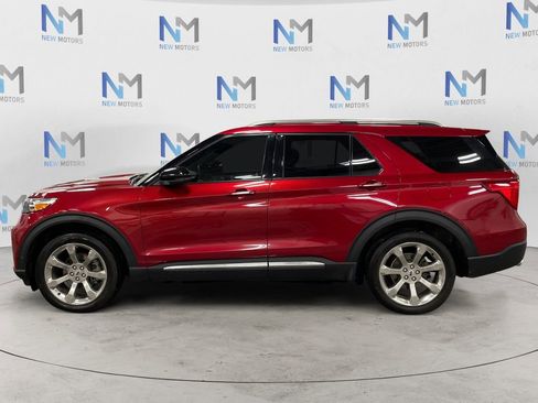 Used 2020 Ford Explorer Platinum image 2