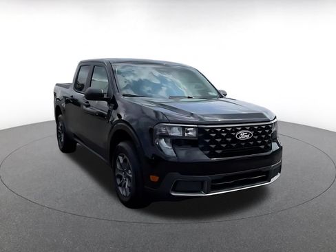 Used 2026 Ford Maverick XLT w/ Equipment Group 301A AWD/4WD image 3