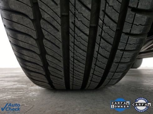 Used 2025 Volvo XC40 B5 Core image 98