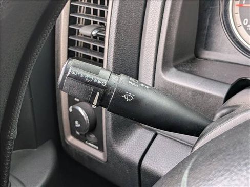 Used 2016 RAM 1500 Express RWD image 14