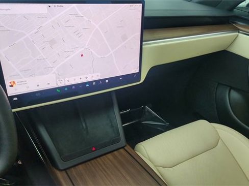 Used 2023 Tesla Model S Standard Range image 41