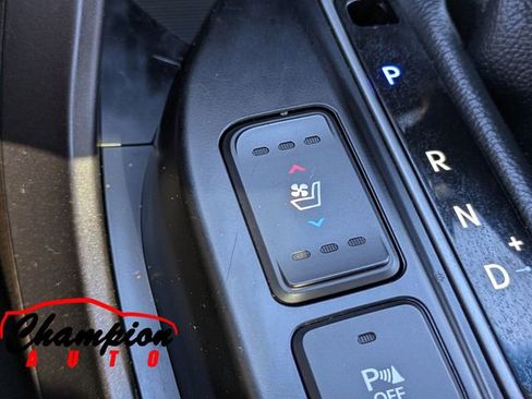 Used 2017 Hyundai Santa Fe Sport image 28