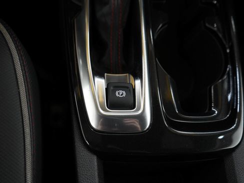 Used 2021 Chevrolet TrailBlazer RS w/ Technology Package AWD/4WD image 23