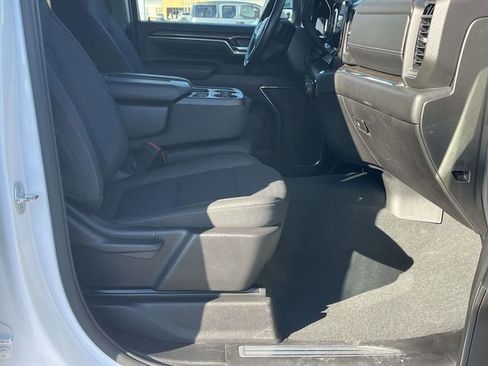 Used 2024 Chevrolet Silverado 2500 LT image 23