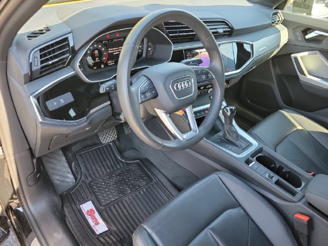 Used 2025 Audi Q3 2.0T Premium AWD/4WD image 9
