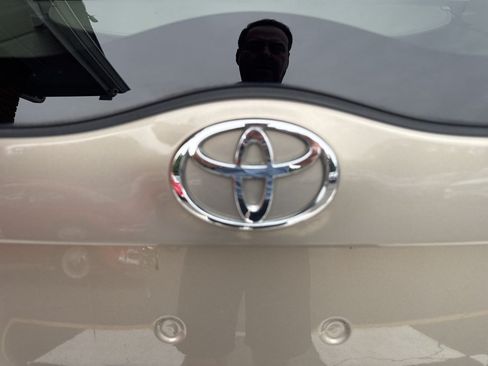 Used 2008 Toyota Prius FWD image 35
