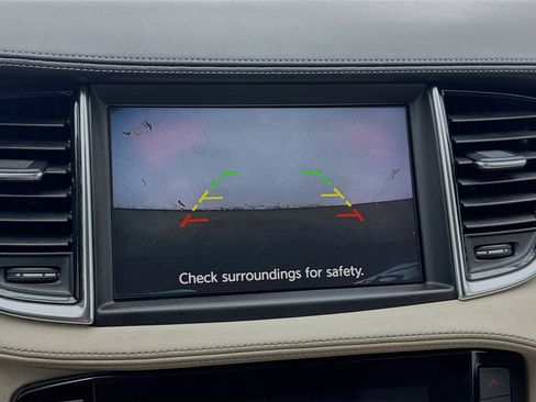 Used 2019 INFINITI QX50 Luxe w/ Cargo Package FWD image 10