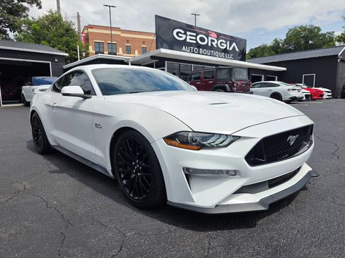 Used 2020 Ford Mustang GT Premium RWD image 4
