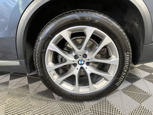Used 2020 BMW X5 xDrive40i w/ Convenience Package AWD/4WD image 15