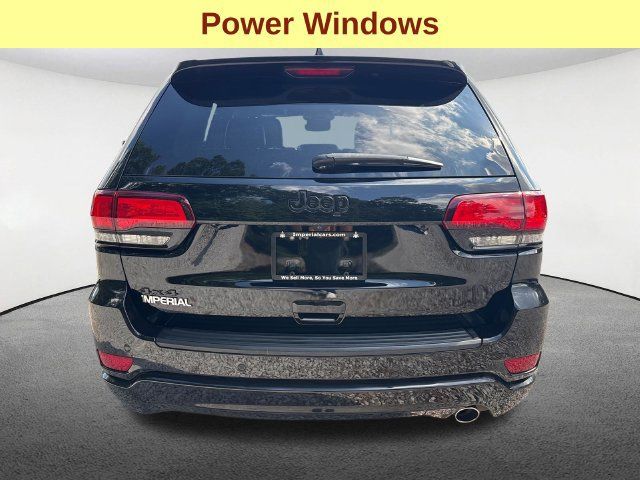 Used 2020 Jeep Grand Cherokee Altitude AWD/4WD image 11