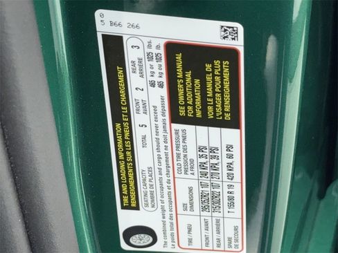 Used 2025 BMW X6 M Competition w/ Executive Package image 60