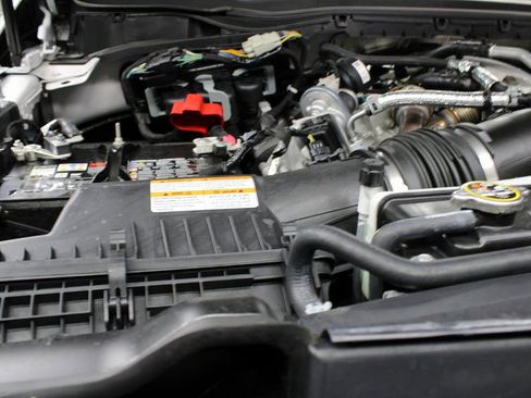 Used 2025 Ford F450 Platinum w/ FX4 Off-Road Package image 35