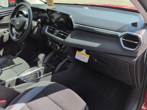 New 2026 Chevrolet TrailBlazer LT AWD/4WD image 30
