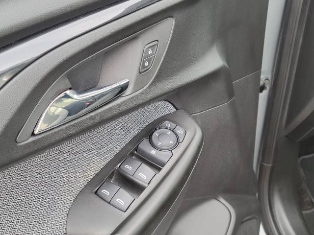 Used 2023 Chevrolet TrailBlazer LT FWD image 7