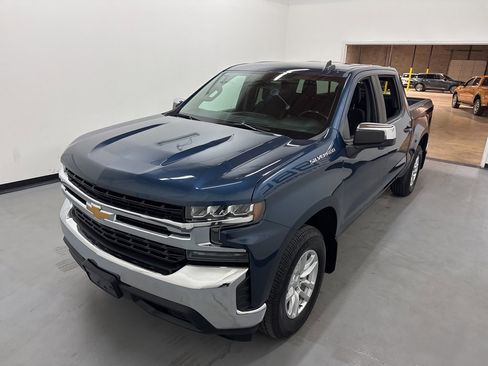 Used 2019 Chevrolet Silverado 1500 LT w/ All-Star Edition image 20