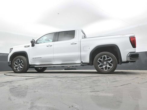 Used 2024 GMC Sierra 1500 SLT w/ SLT Premium Plus Package AWD/4WD image 23
