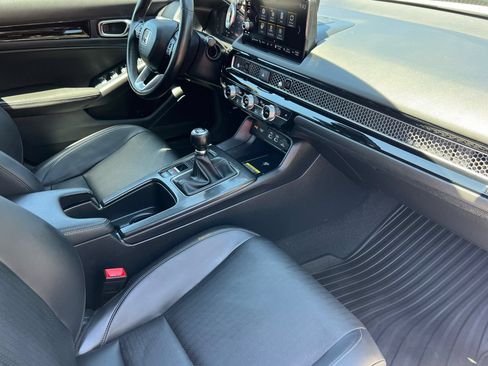 Used 2024 Honda Civic Sport Touring image 17