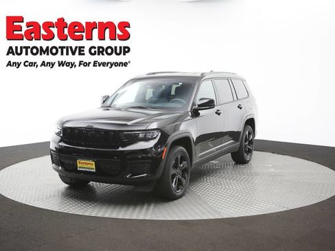 Used 2023 Jeep Grand Cherokee L Laredo AWD/4WD image 56