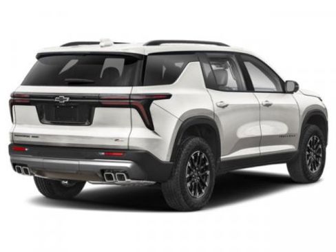 New 2026 Chevrolet Traverse High Country image 2