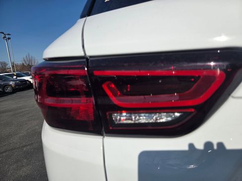 Used 2023 Chevrolet Blazer LT w/ Convenience Package image 11