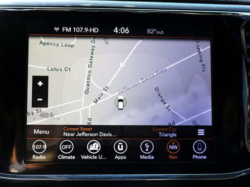 Used 2019 Jeep Grand Cherokee Altitude image 22