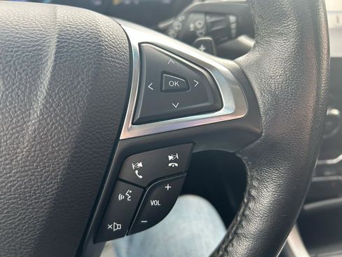 Used 2016 Ford Edge SEL w/ Equipment Group 201A image 19