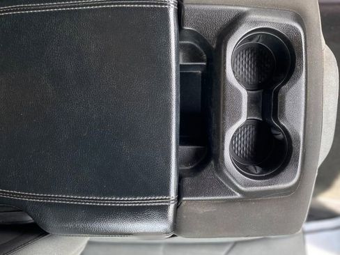 Used 2022 RAM 1500 Big Horn AWD/4WD image 23