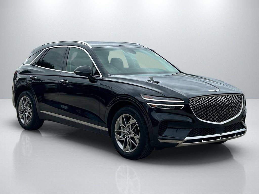 Used 2025 Genesis GV70 2.5T AWD/4WD image 3